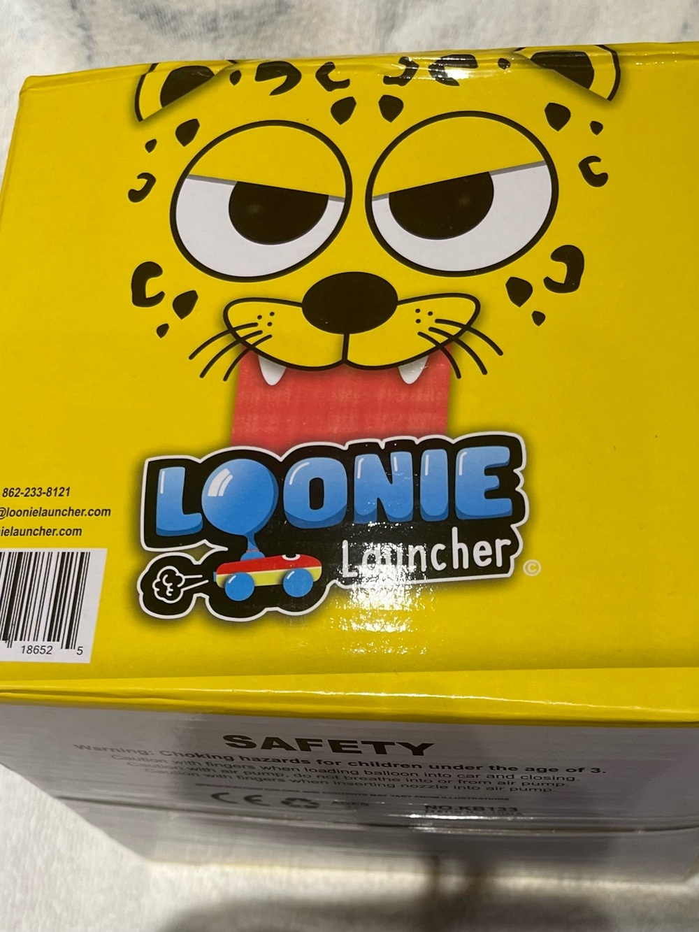 Looney Launcher balloons launcher toy kit for kids 3 and older. Racer Stem toy.
